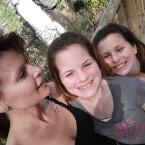 Meet your Posher, Saydre